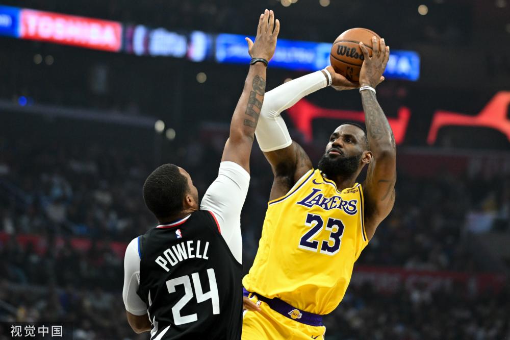 俱乐部和球 俱乐部和球