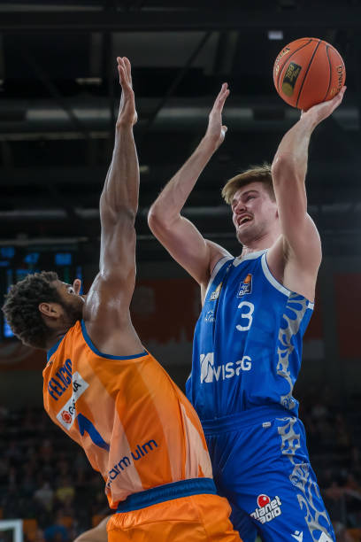 绝不仅仅是 绝不仅仅是