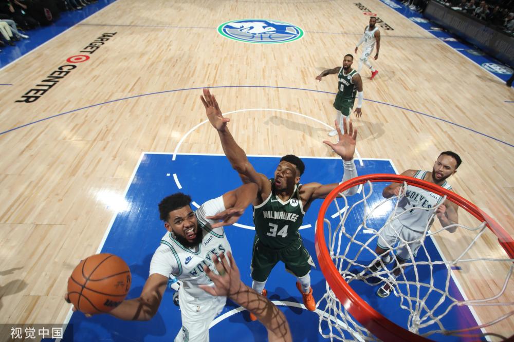 在社交媒体 在社交媒体