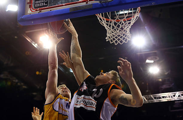 着自己的 着自己的