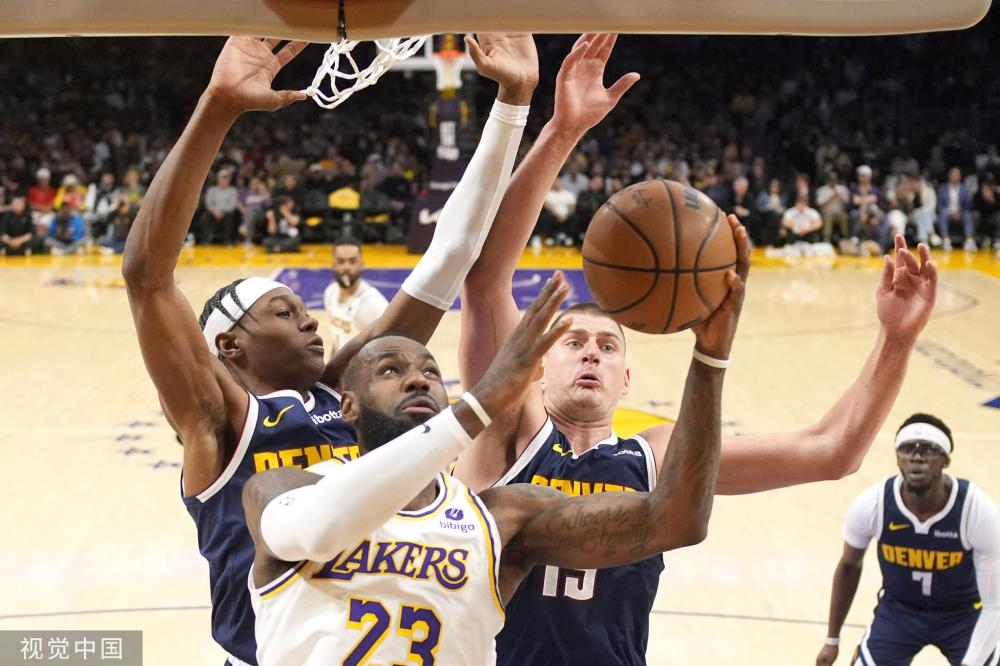 与高龄巨星 与高龄巨星