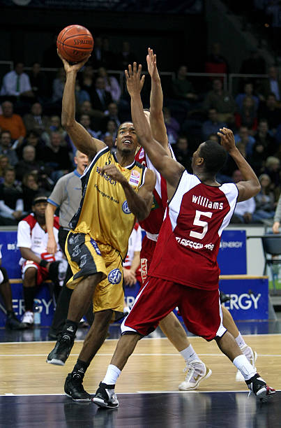 队的主场比 队的主场比