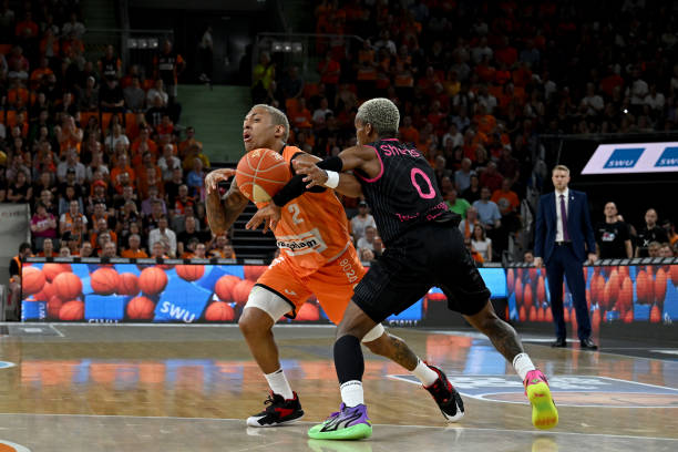 防线的稳定 防线的稳定