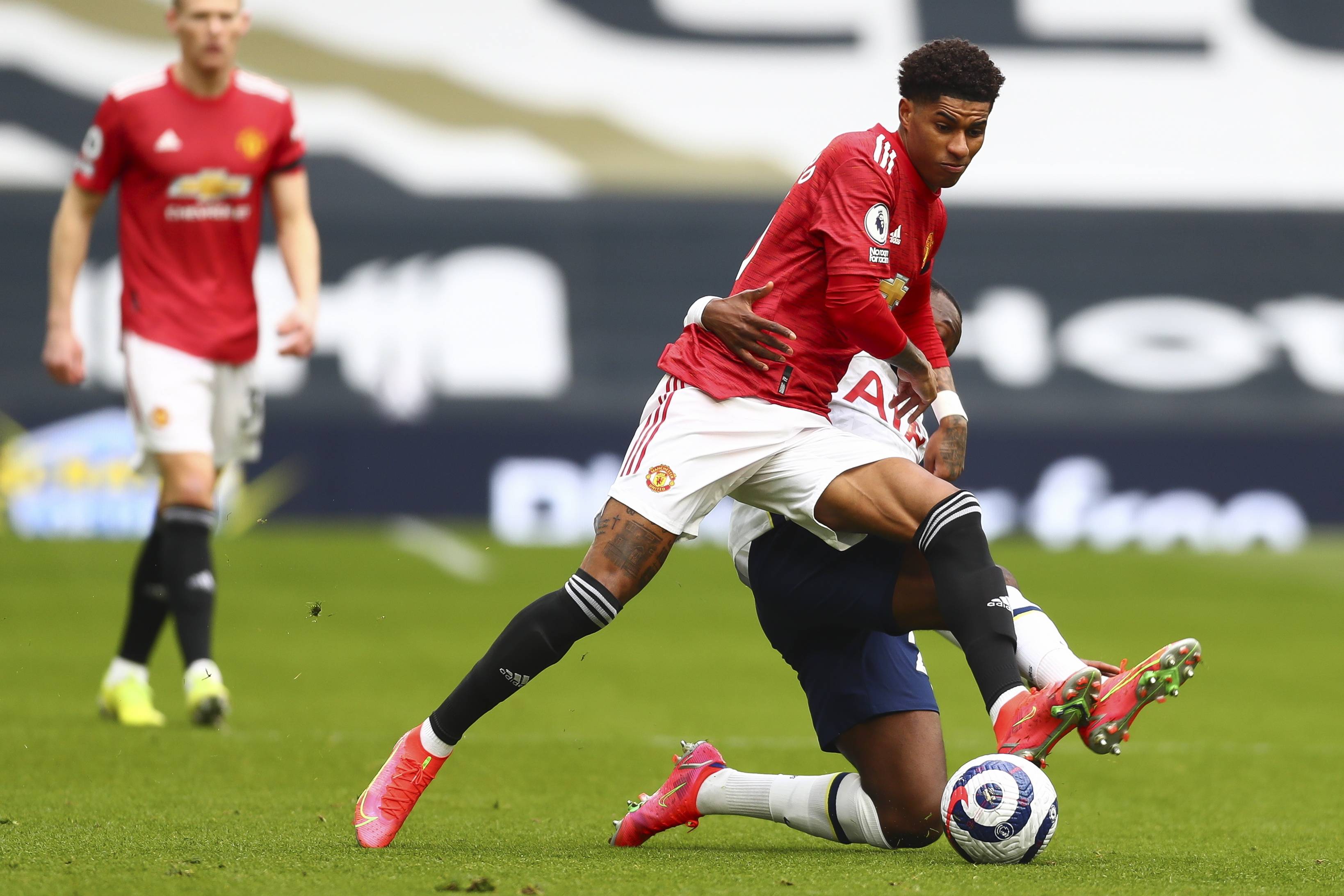 敢于质疑权 敢于质疑权