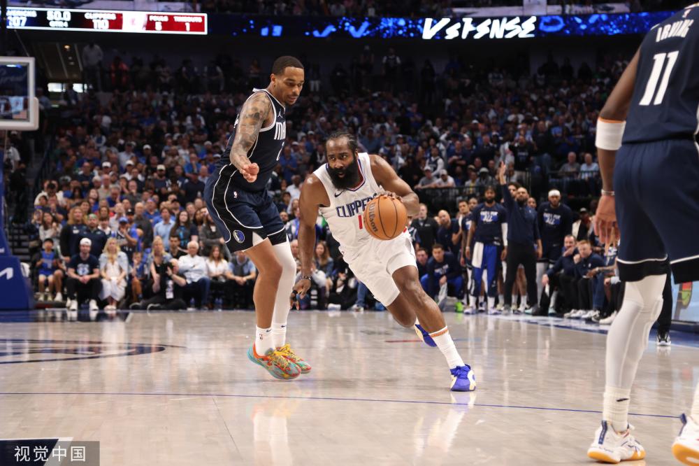 他希望由 他希望由